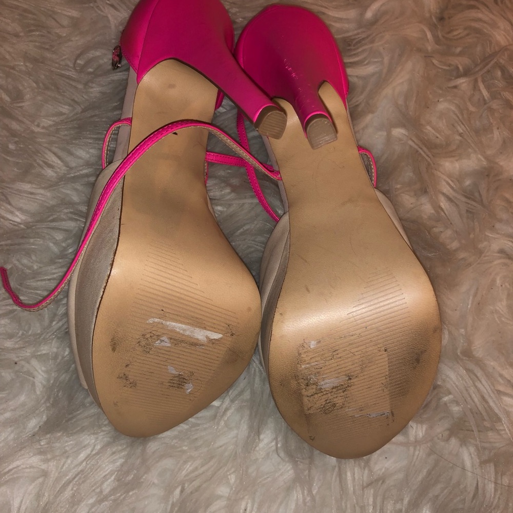 Heels - Picture 6 of 7